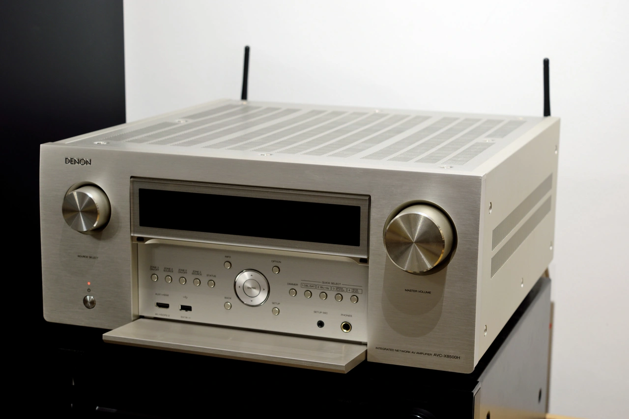 Test: Denon AVC-X8500H