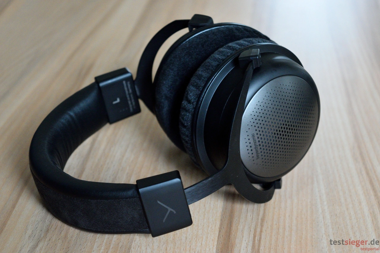 Test: beyerdynamic T1 (3. Generation)