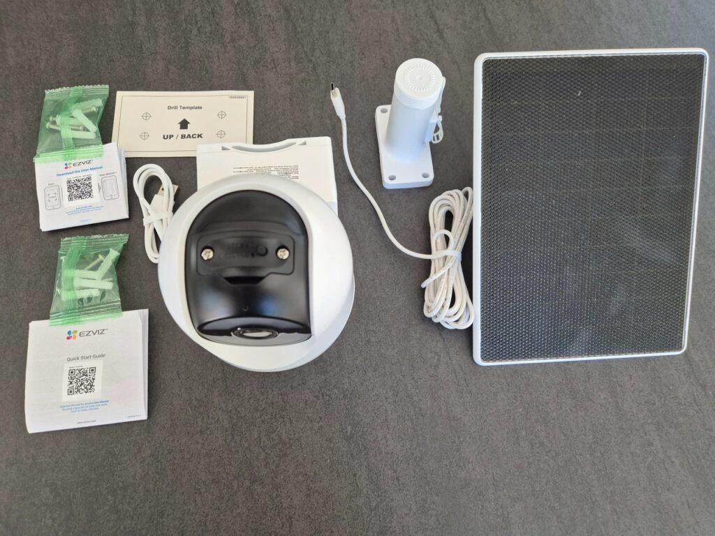 „EZVIZ CB8 Lite 4G Kit“:“Lieferumfang im Gesamtüberblick“
