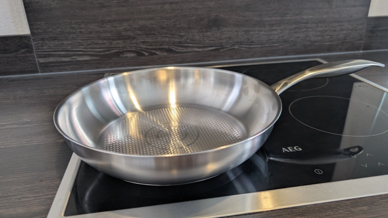 Gesamtansicht Chefkoch trifft Fackelmann Bratpfanne München, Ø28 cm (Foto: Testsieger.de)