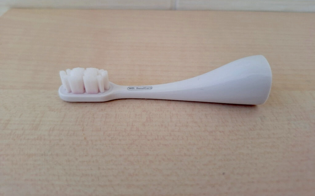 WhyteDOT WD.1: SensiCare Bürstenkopf in der Detailansicht