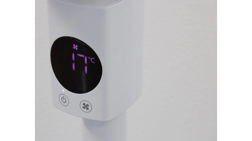Ein besonderes Highlight des MeacoFan ist das Display, das unter anderem die Temperatur zeigt. (Foto: Testsieger.de)
