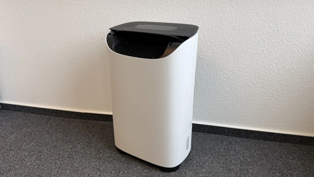 „Meaco DD8L Pro: Seitenansicht mit geöffneter automatischer Luftklappe'