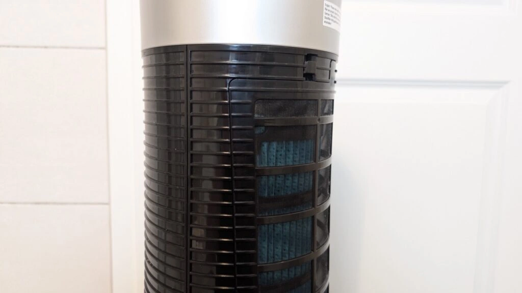 Klarstein Skyscraper Ice Smart: Staubschutzfilter auf der Rückseite