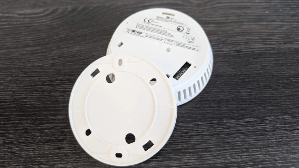 Smartwares FSM-120: Montageplatte mit einfachem Drehverschluss