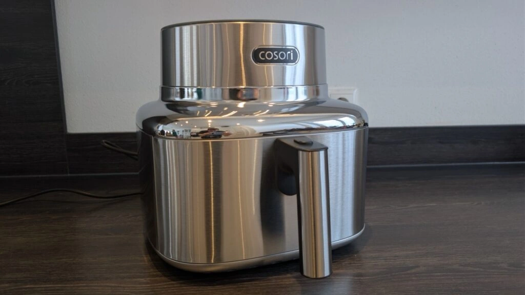 COSORI ICONIC Single: Edelstahlgehäuse mit Griff