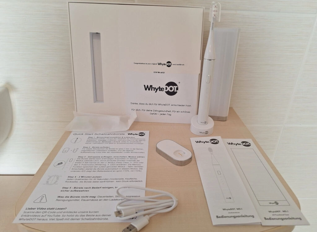 Vollständiger Lieferumfang mit Zubehör und Originalverpackung