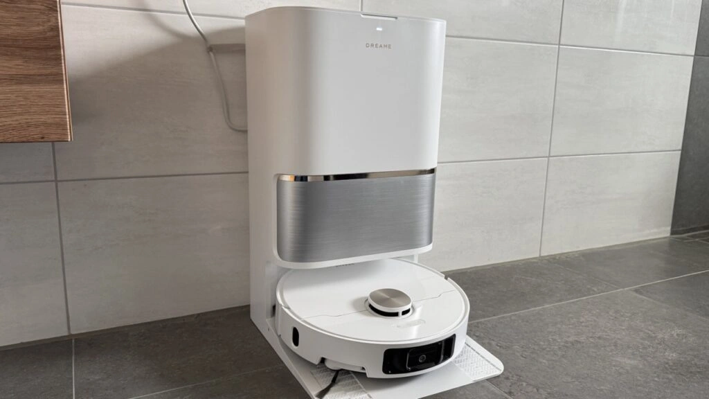 „Dreame L50 Ultra AE': Saugroboter mit vollausgestatteter All-in-One-Basisstation