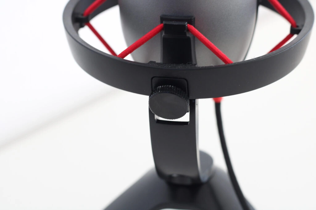 CHERRY UM 6.0 Advanced USB-Mikrofon Nahaufnahme Schraube zum Verstellen der Neigung