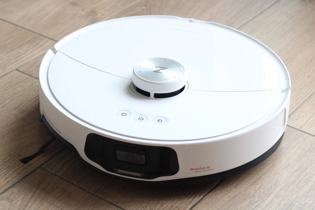 Roborock S8 MaxV Ultra Gesamtansicht nur Staubsauger