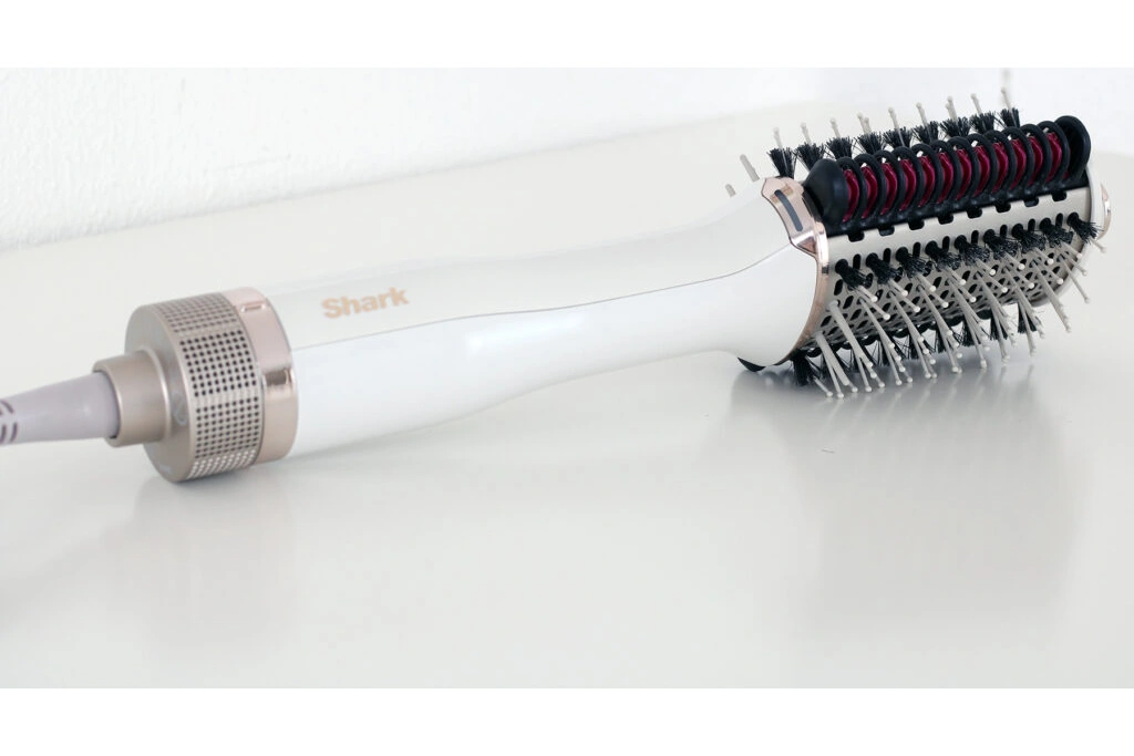 Shark SmoothStyle HT212EU im Test