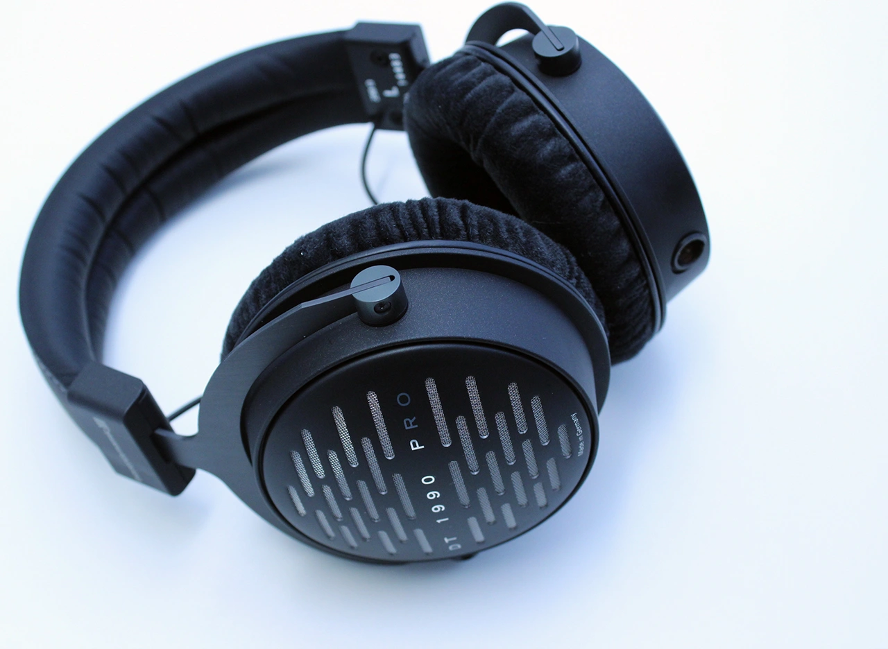 Beyerdynamic DT 1990 Pro