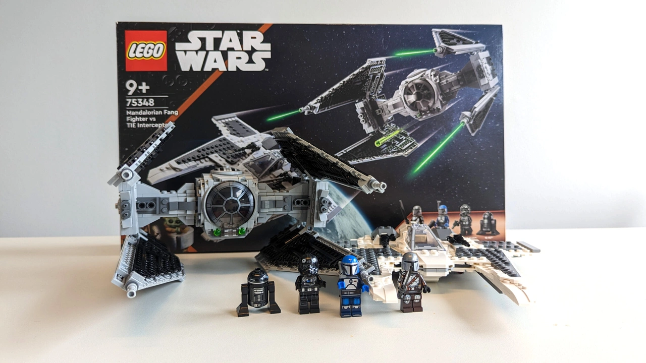 LEGO 75348 Star Wars Mandalorianischer Fang Fighter vs. TIE Interceptor Set (Foto: Testsieger.de)