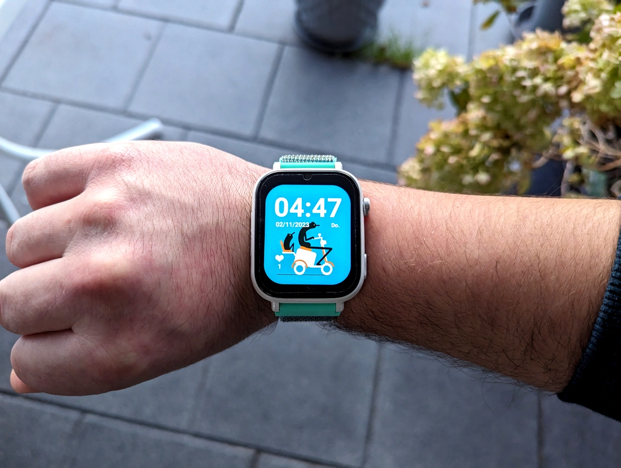 Nahuafnahme der SaveFamily SaveWatch+