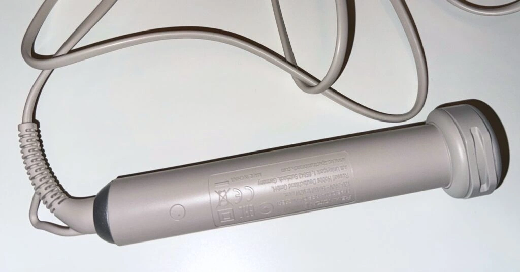„Remington Trendology 5-in-1 Multistyler“:“Rückansicht des Grundgeräts“