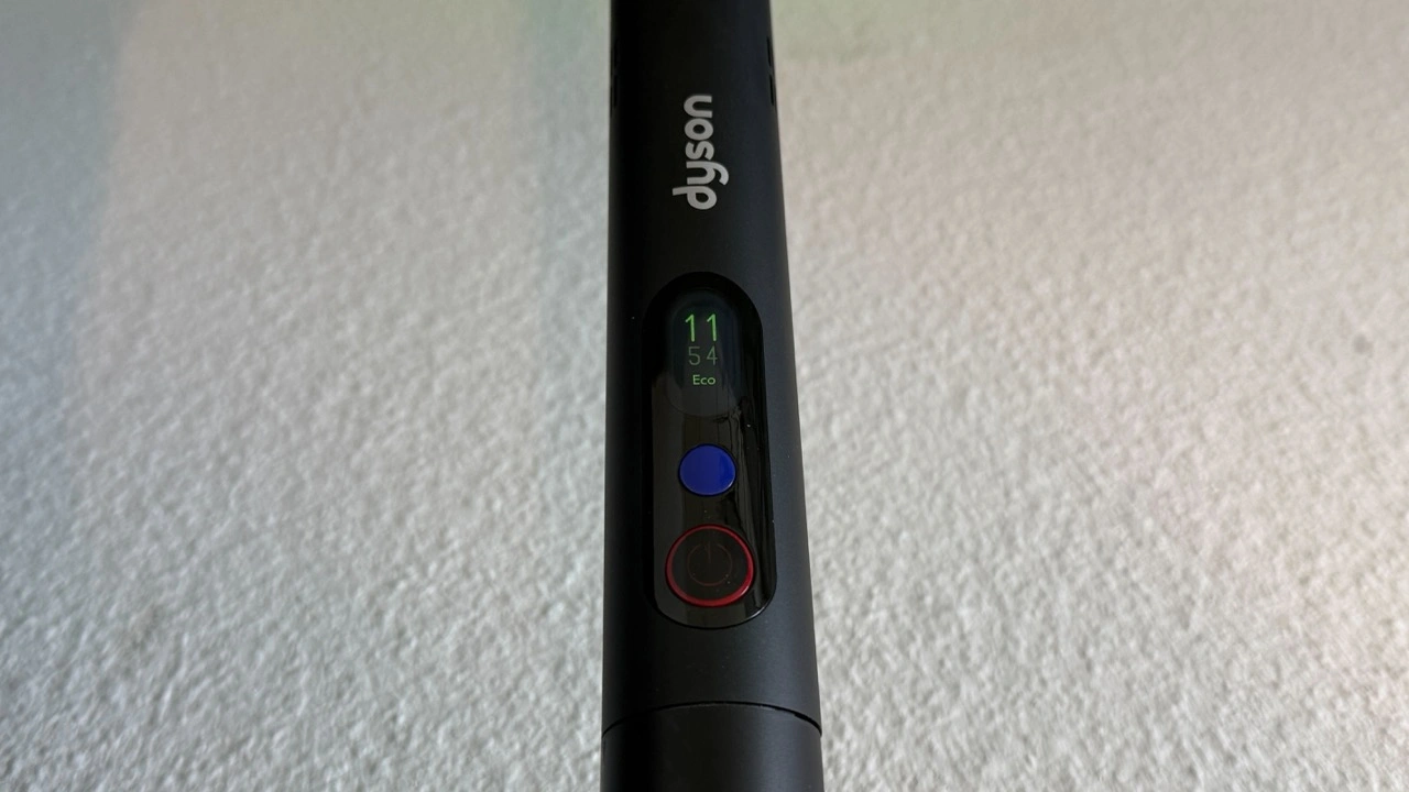 Dyson PencilVac Fluffycones: Display mit Laufzeit und Eco-Modus