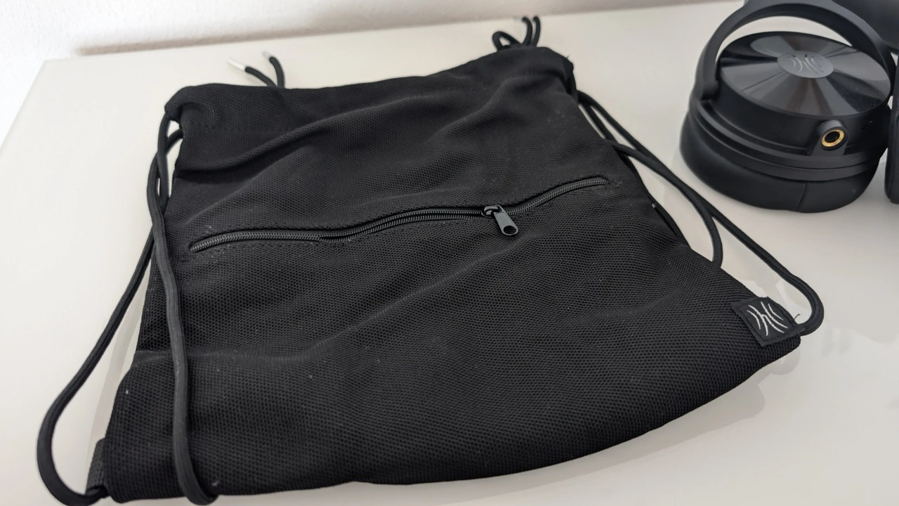 OneOdio Studio Max 1: Transporttasche im Lieferumfang