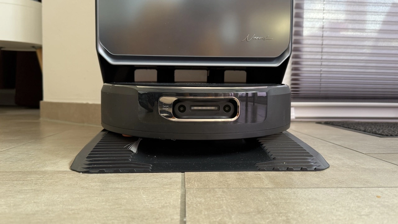 Narwal Flow 2: Front der All-in-One-Station