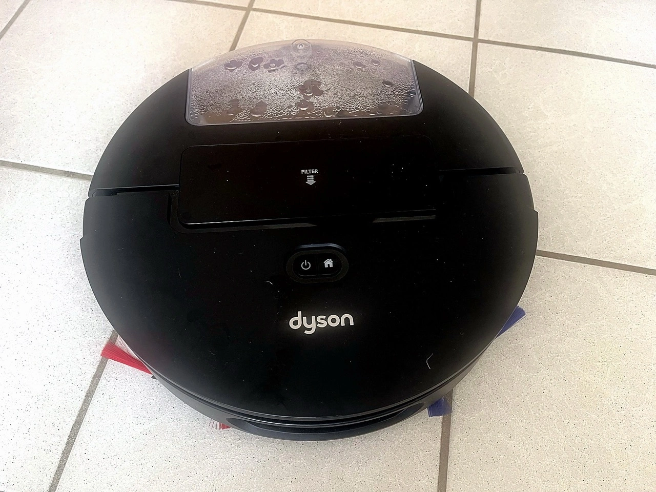 Dyson Spot+Scrub Ai: rundes Gehäuse mit Kameraeinheit