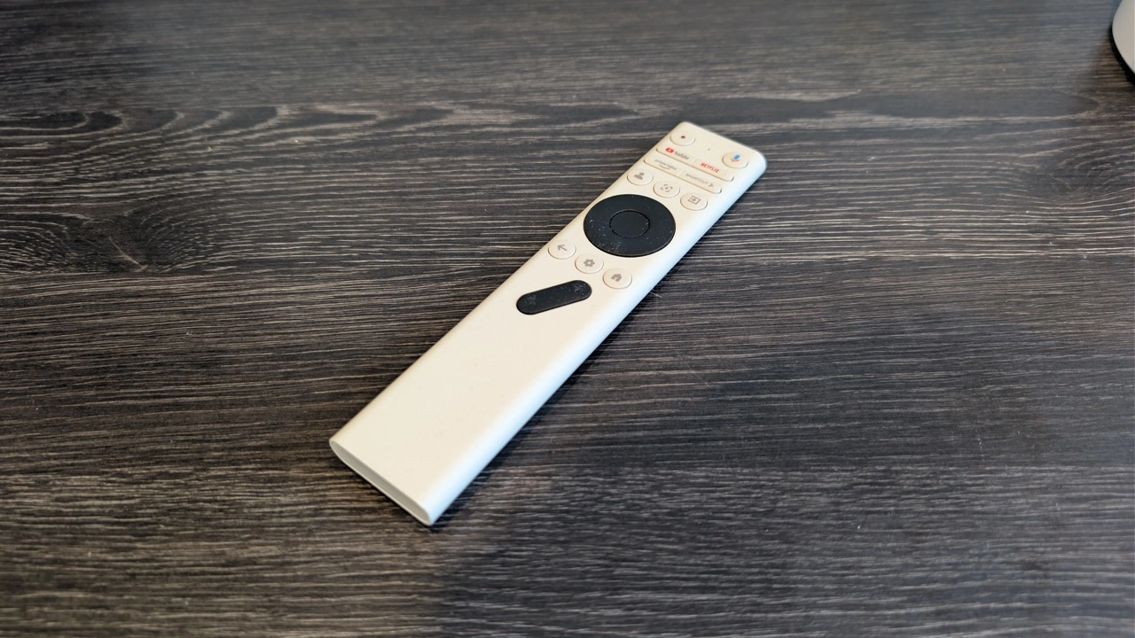 XGIMI Vibe One: Mitgelieferte Fernbedienung
