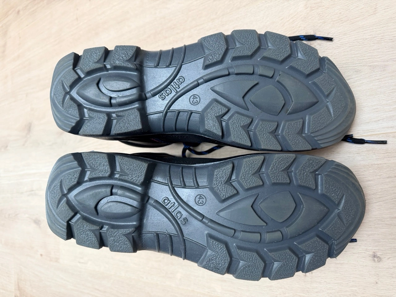 ATLAS Anatomic Bau 500: Profilierte Outdoor-Laufsohle