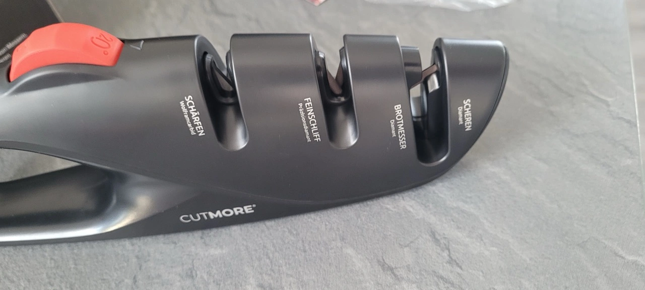 CUTMORE ProSharp: Schärfstufen für Messer, Brotmesser und Scheren