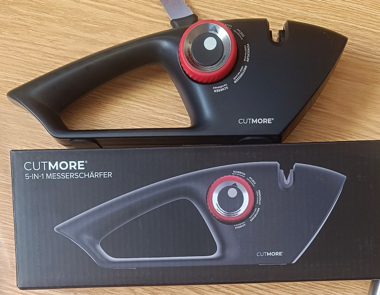 CUTMORE OneSharp 5-in-1: Messerschärfer auf der Verpackung