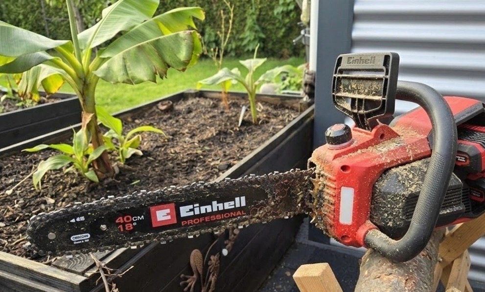 Einhell GP-LC 36/40 Li BL: verschmutzte Schneidgarnitur