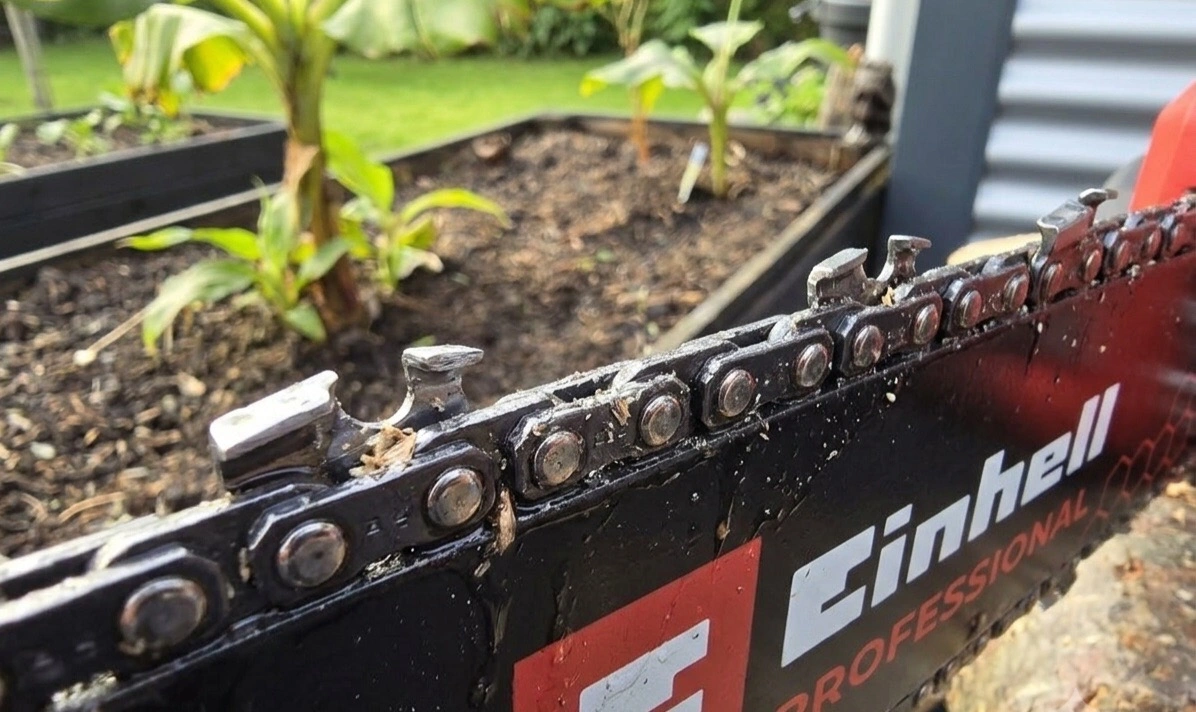 Einhell GP-LC 36/40 Li BL: Kette und Oregon-Schwert im Detail