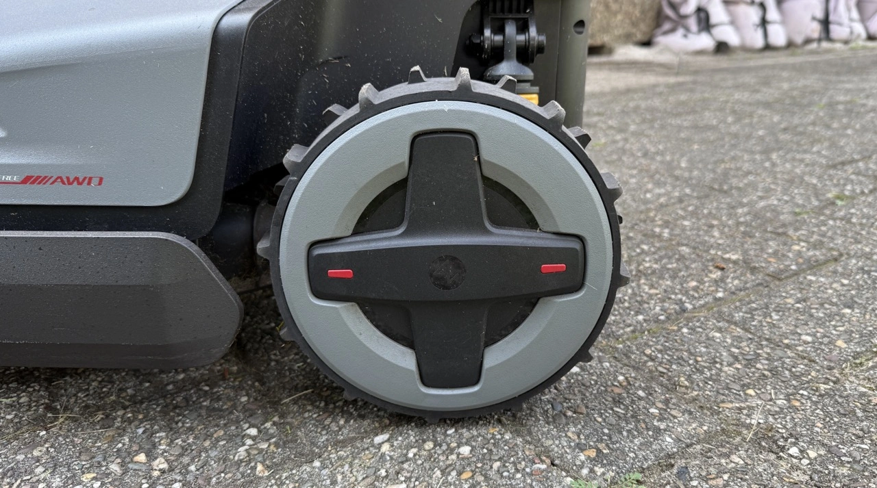 Roborock RockMow Z150: Profilrad im Detail