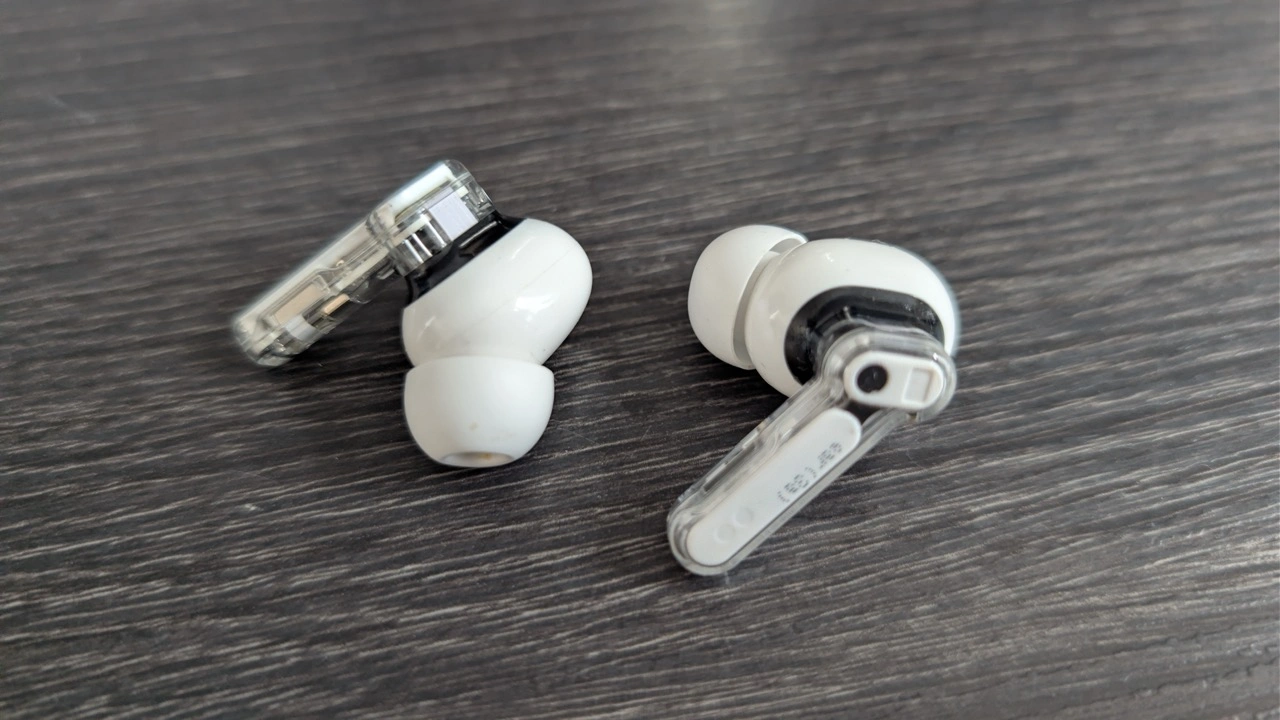 Nothing Ear (3a): Ohrhörer mit Silikonaufsätzen