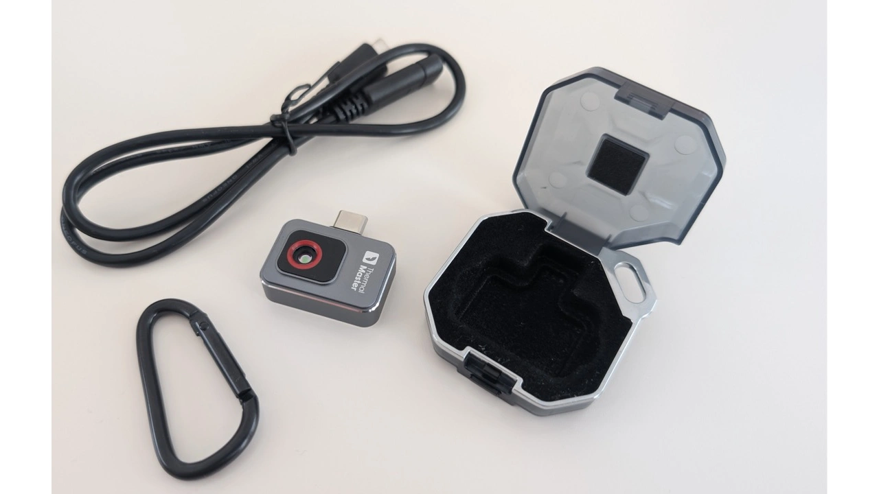 Thermal Master P2: Lieferumfang mit Case und Kabel