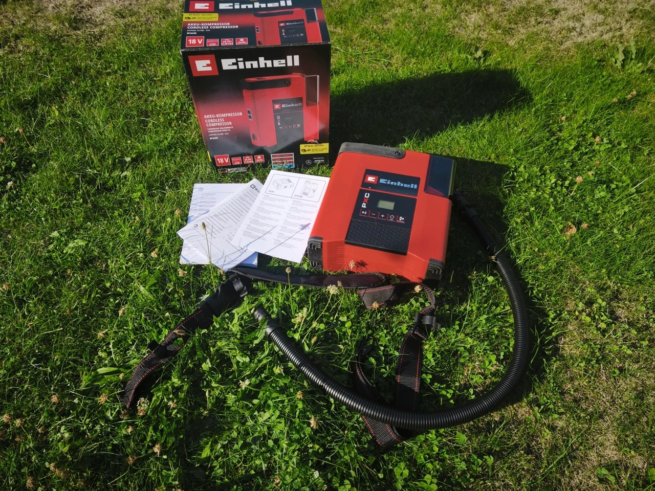 Einhell SUPPERO 18/380: Pumpe mit Anleitung und Zubehör