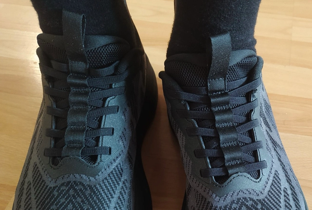 ALLSWIFIT ActiveSolid Men’s Slip-On Running Shoes: Mittelfuß- und Spannbereich am Fuß