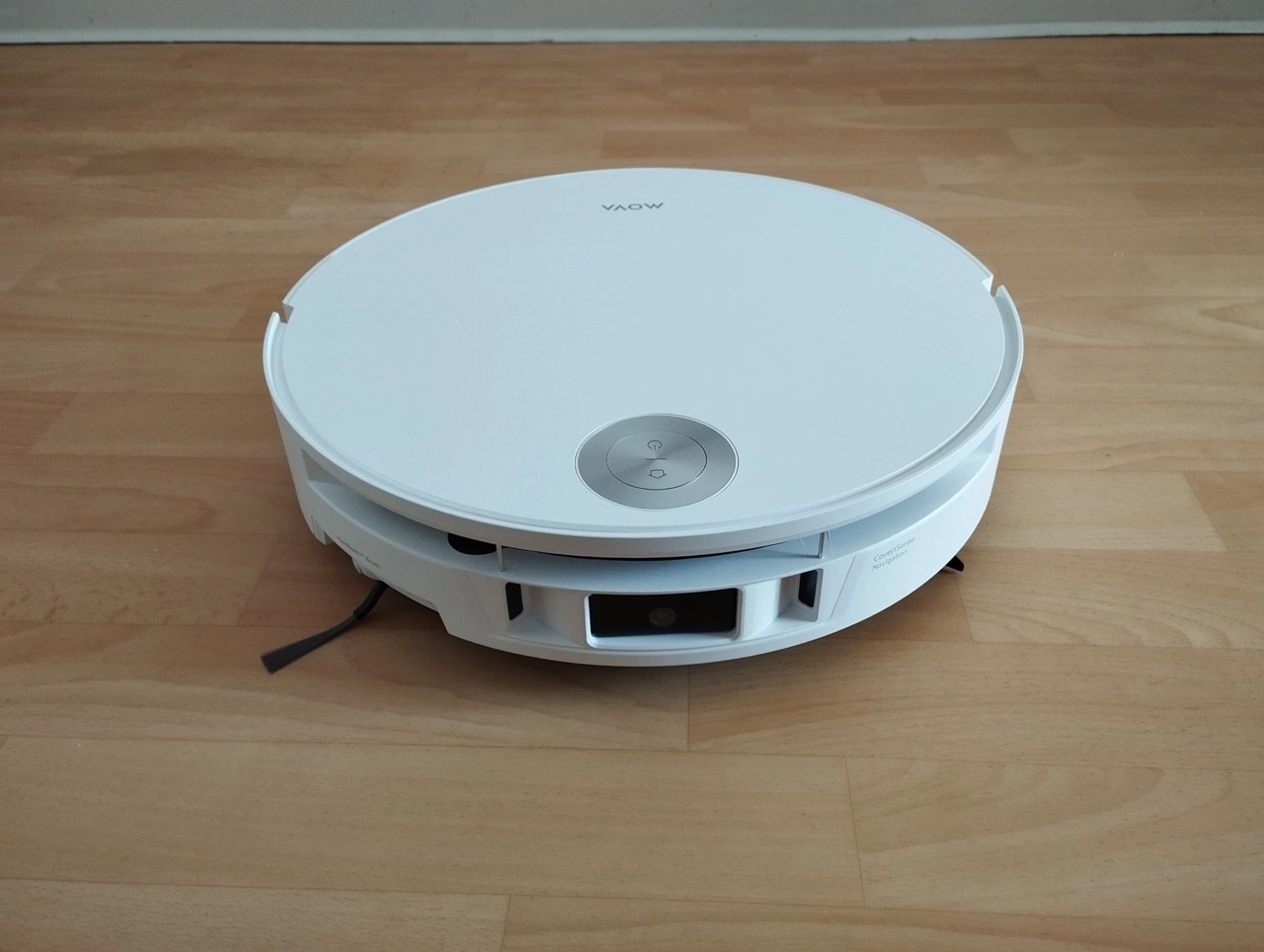 MOVA S70 Roller: flaches Gehäuse mit Frontsensorik