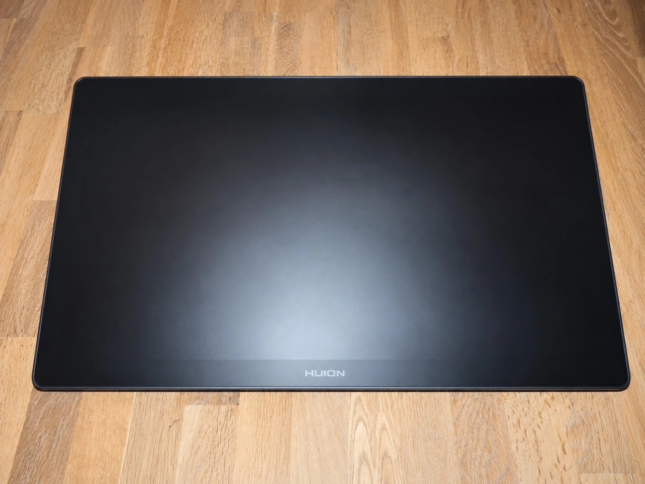 Huion Kamvas 22 (Gen 3): Vorderansicht des 21,5-Zoll-Stift-Displays