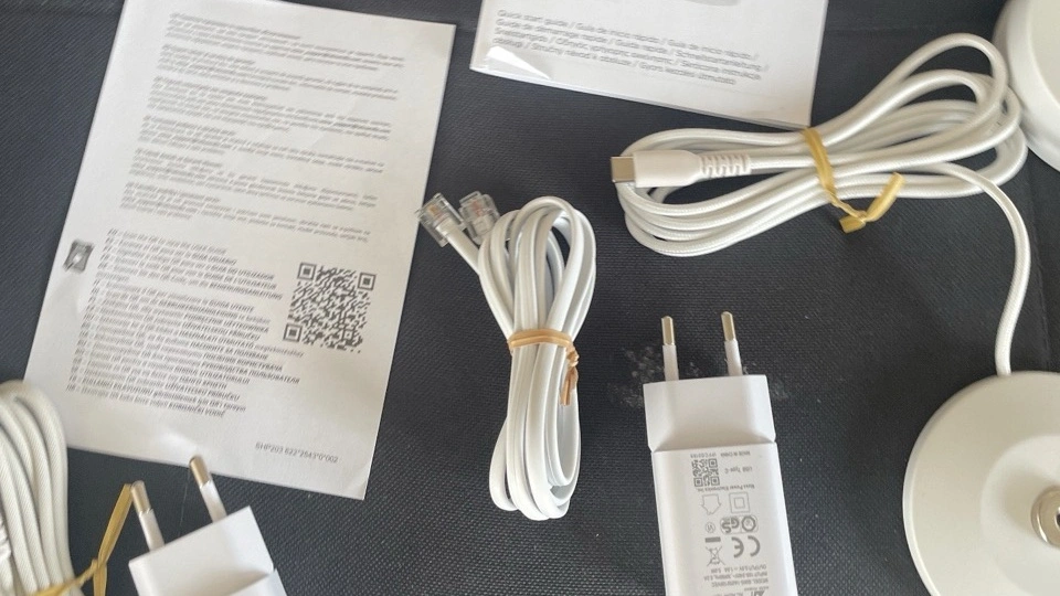 Motorola DOT411: Anleitungen, Netzteile und Anschlusskabel