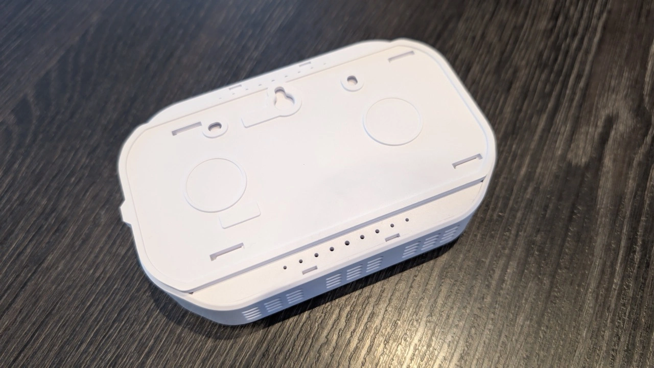 Smartwares FGA-03011: rückseite mit Montageplatte