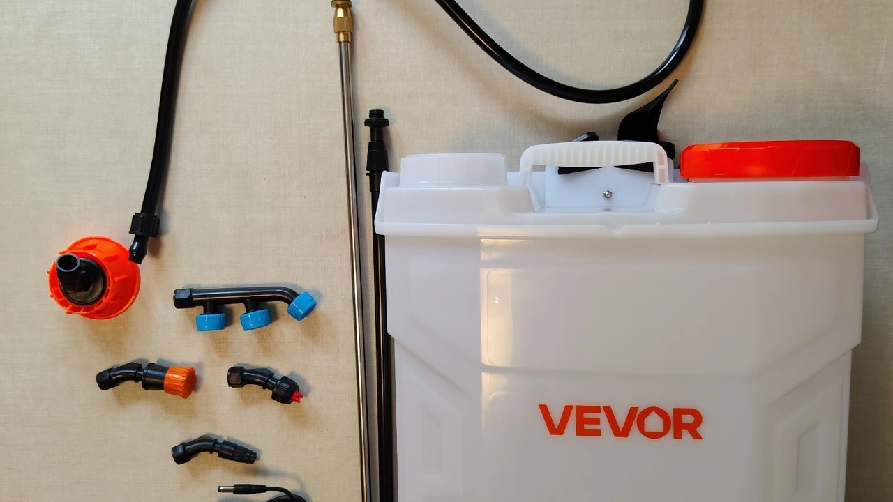VEVOR Akku-Sprühgerät 12 L XF-12M27: Gerät und Zubehör im Test