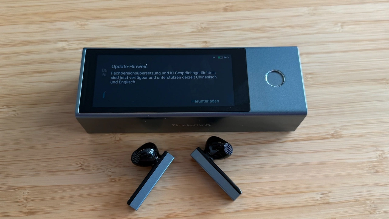 Timekettle X1 Meeting: Übersetzungs-Hub mit Touch-Display und zwei kabellosen Ohrhörern