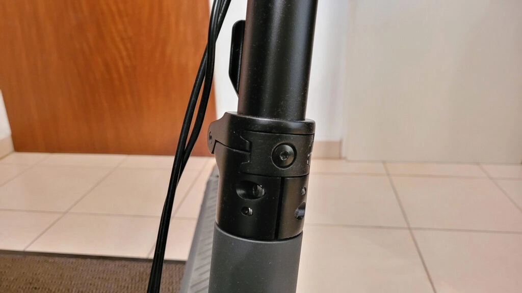 Odys NEO e100 Lenkstange mit Schraube