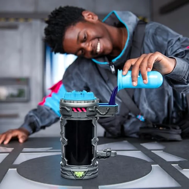 MRBEAST LAB Mutators Iconic Panther, Actionfigur mit über 20 beweglichen Gelenken, 13 cm groß, zum Sammeln in Varianten: Iconic Panther, Stealth Panther, Metallic Panther, exklusiv Golden Panther – Bild 5