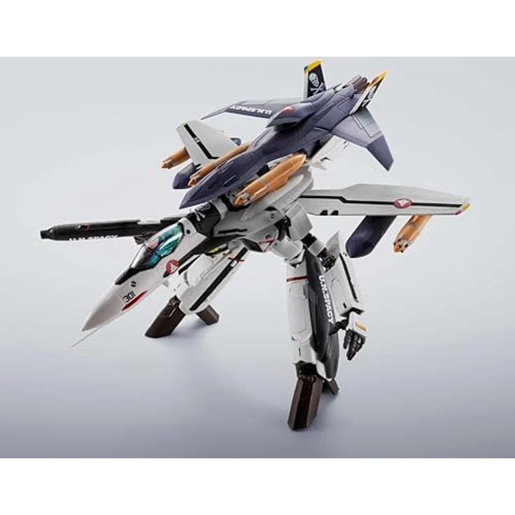Bandai Tamashii Nations Macross Hi-Metal R Actionfigur VF-0S Phoenix (Roy Focker Use) & QF-2200D-B Ghost Set, 14 cm, beweglich aus ABS, PVC und Metall – Bild 7