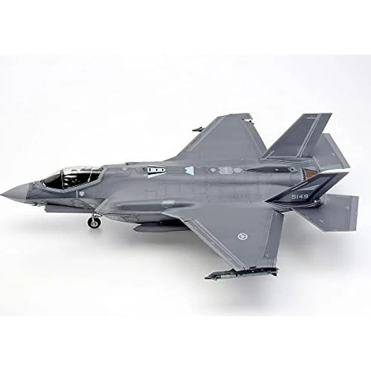 TAMIYA 61124 1:48 US F-35A Lightning II - originalgetreue Nachbildung, Plastik Bausatz, Basteln, Modellbausatz, Zusammenbauen, unlackiert, Mehrfarbig, Mittel – Bild 5