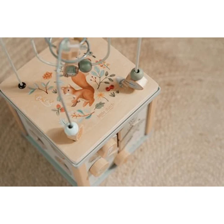 Little Dutch 7231 FSC Holz Aktivitäten-Würfel Motorikschleife - Forest Friends, fördert Feinmotorik, blau, 20x20x40 cm, für Kinder ab 18 Monaten – Bild 5