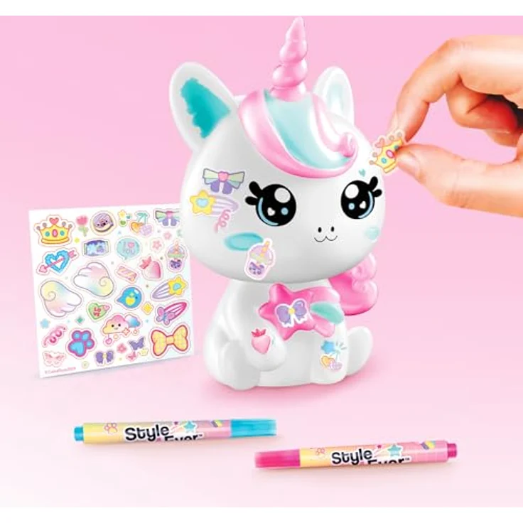 Canal Toys The Unicorn Family Light Up, Sammelfiguren mit leuchtender Einhorn-Mama und leuchtenden Baby-Einhörnern, 3 Stickerblätter, 2 Marker – Bild 6