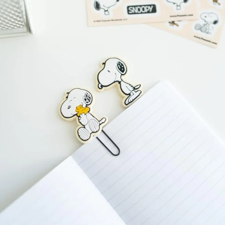 Grupo Erik Peanuts Snoopy Schreibwaren Set, Kugelschreiber mit 3D Snoopy Figur, Bleistift mit Radiergummi, Großes Federmäppchen, 4 Doppelkopf Pastell Textmarker in Dunkel Grün, Hell Grün, Gelb und Rosa, Notizzettel Klebend – Bild 5