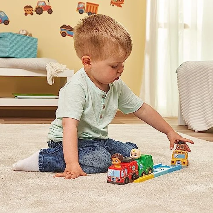 VTech Baby TUT TUT Baby Flitzer - CoComelon Codys Schulbus mit Schiene, spricht Sätze und spielt Lieder, deutsch, 1,5-5 Jahre – Bild 5