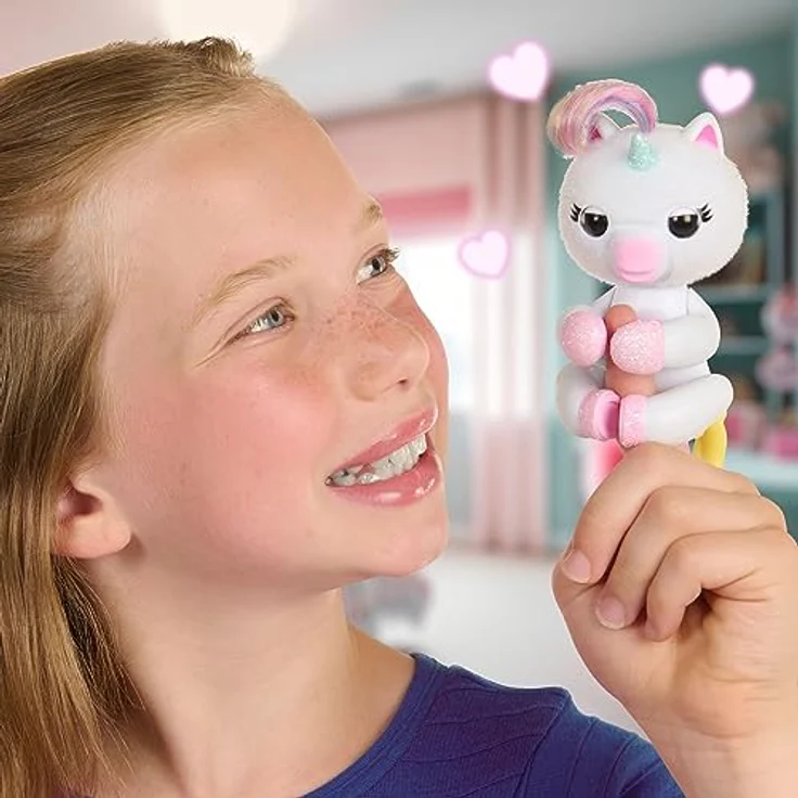 Fingerlings 2.0 Basic Unicorn- Lulu, Interaktives Babyeinhor mit 70+ Licht und Reaktionen, Fuzzy-Fell und posierbarer Schwanz, Rosa – Bild 3