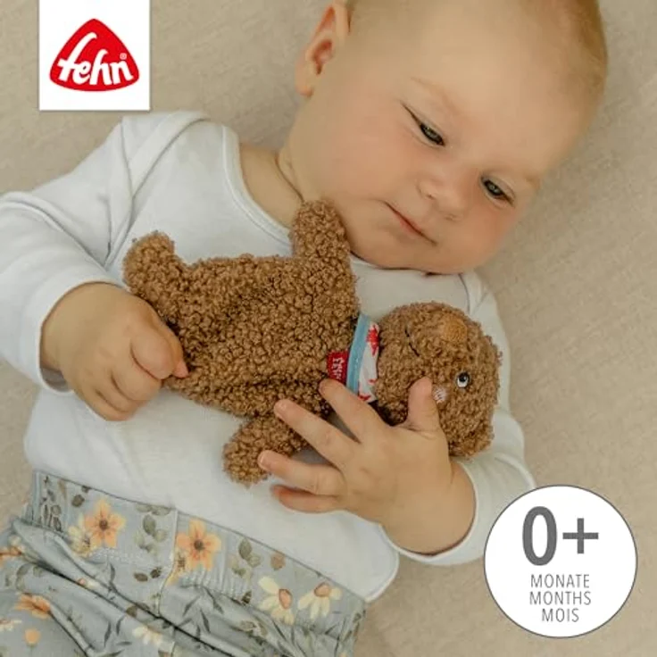 Fehn Knistertier Bär, 17 cm Babyspielzeug aus Curly-Plüsch mit Raschelpapier für Babysinnesentwicklung – Bild 3